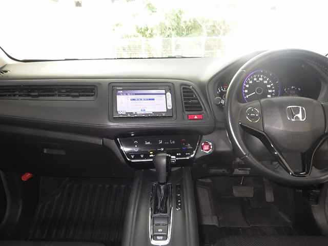 HONDA VEZEL 2014