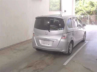 HONDA FREED 2013
