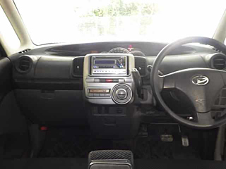 DAIHATSU TANTO 2008