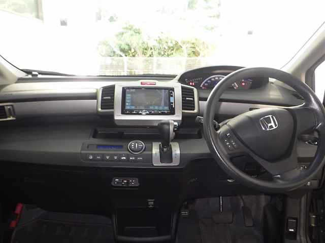 HONDA FREED 2014