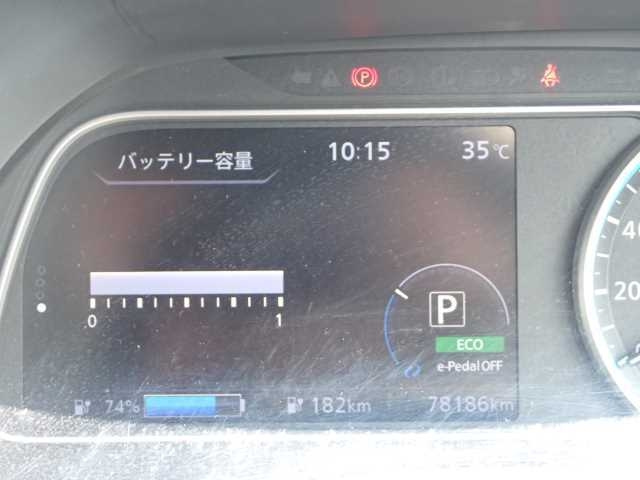 NISSAN LEAF 2019