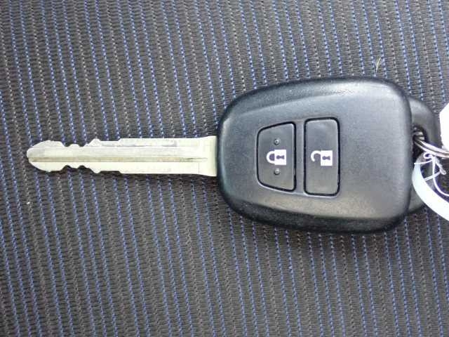 TOYOTA COROLLA FIELDER 2018