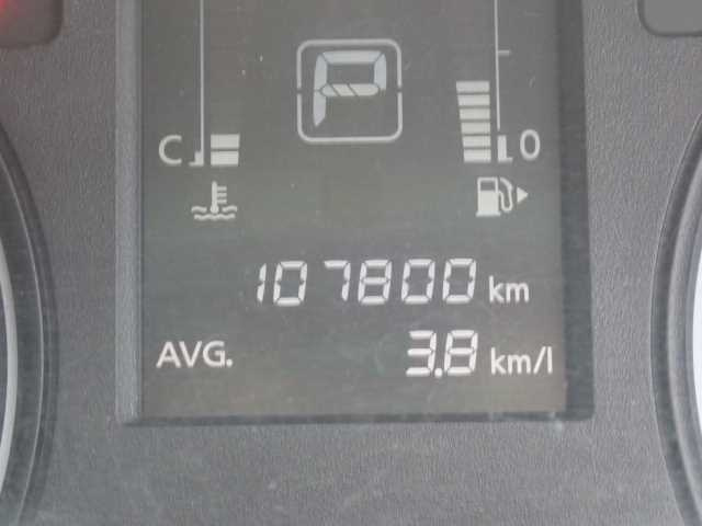 NISSAN CARAVAN VAN 2017