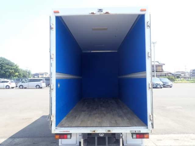 MITSUBISHI CANTER 2013