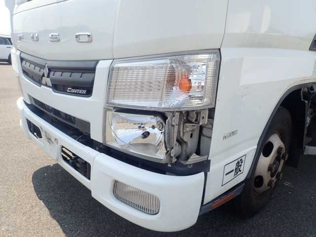 MITSUBISHI CANTER 2013