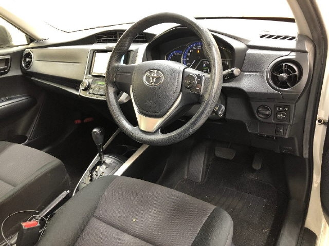 TOYOTA COROLLA FIELDER 2017