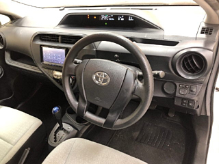 TOYOTA AQUA 2018