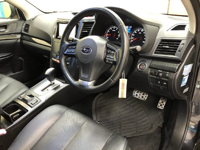 SUBARU LEGACY 2012