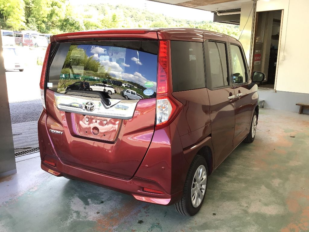 TOYOTA ROOMY 2020