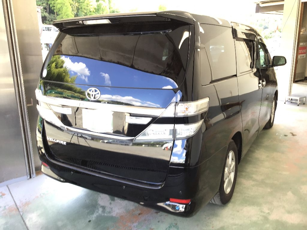 TOYOTA VELLFIRE 2012