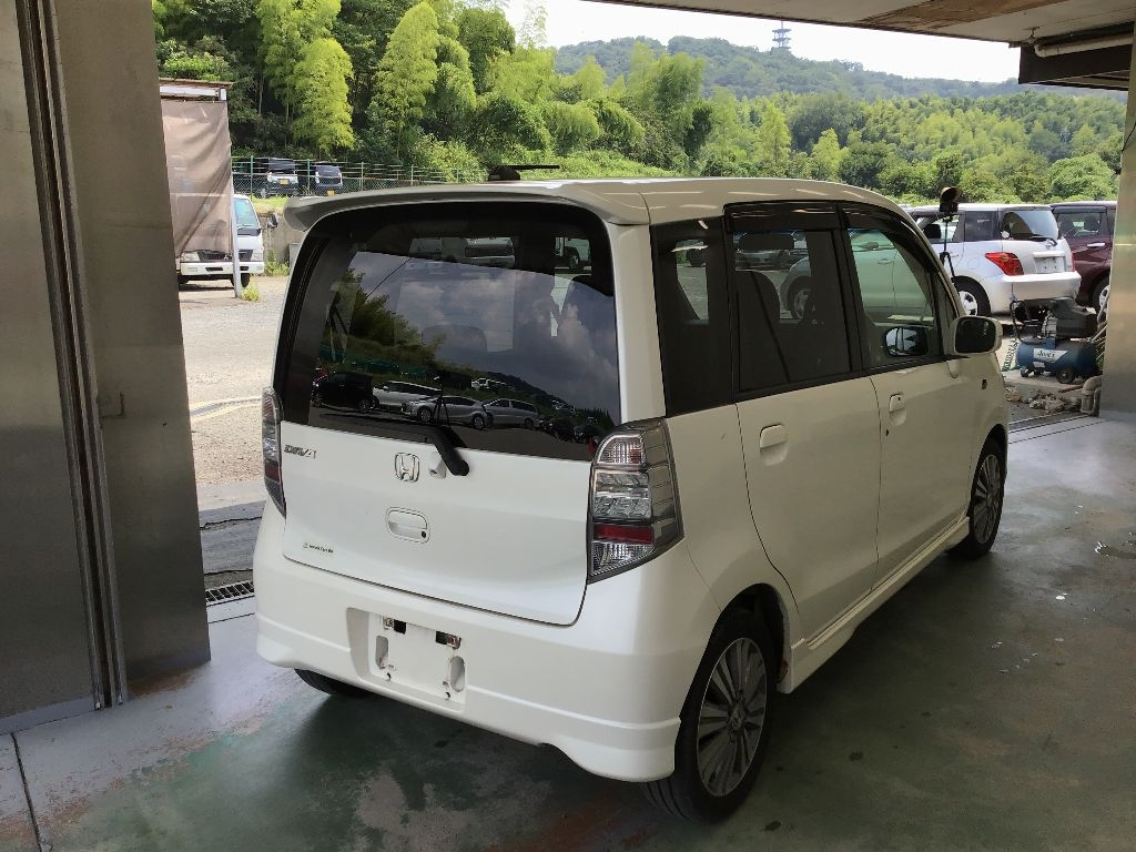 HONDA LIFE 2011
