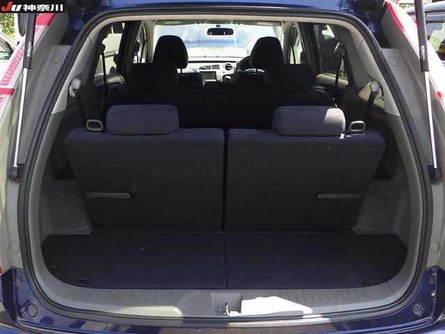HONDA STREAM 2012
