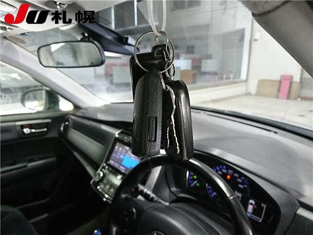 TOYOTA COROLLA FIELDER 2015