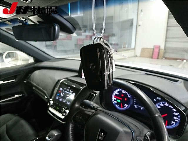 TOYOTA CROWN 2020