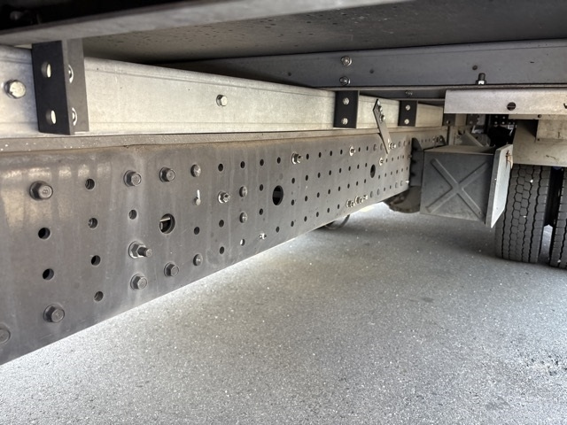 MITSUBISHI CANTER 2016