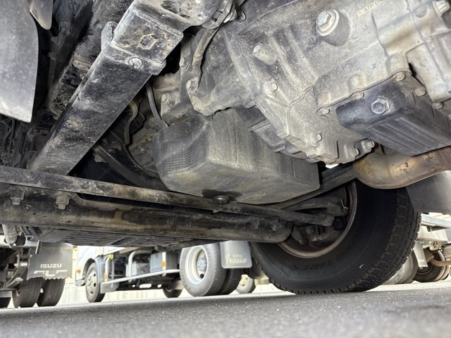 MITSUBISHI CANTER 2011