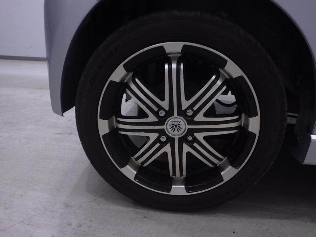 TOYOTA PIXIS SPACE 2013