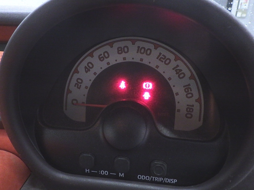 TOYOTA SPADE 2014