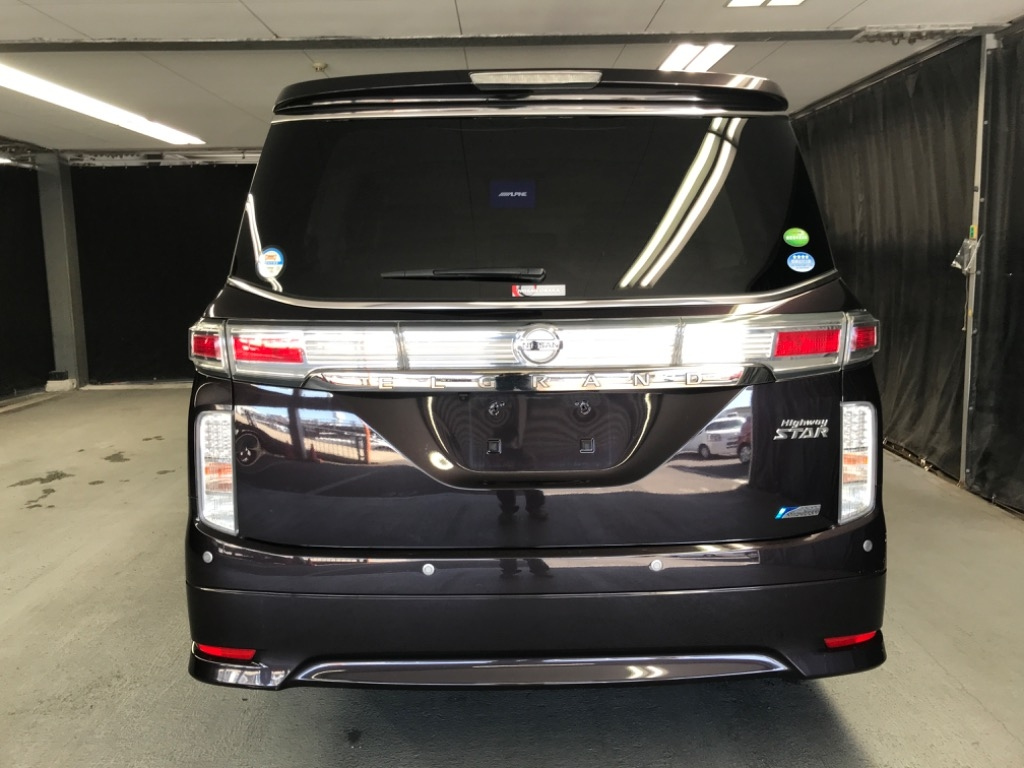 NISSAN ELGRAND 2012