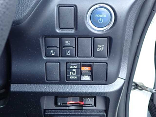 TOYOTA NOAH 2020