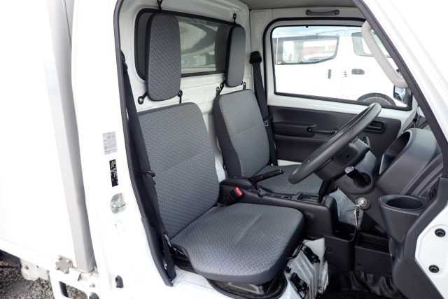 NISSAN CLIPPER TRUCK 2020