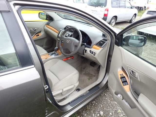 TOYOTA PREMIO 2008