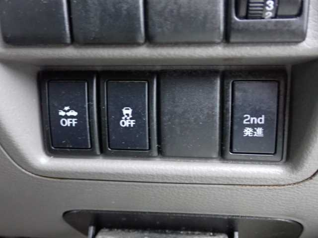 NISSAN CLIPPER VAN 2017