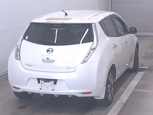 NISSAN LEAF 2013
