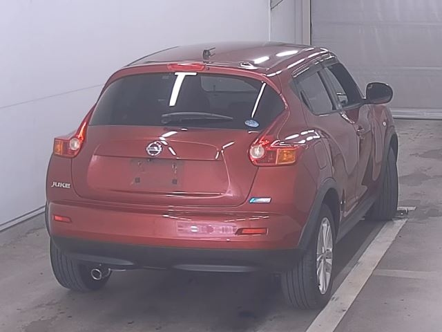 NISSAN JUKE 2013