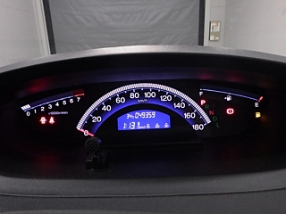 HONDA FREED 2015