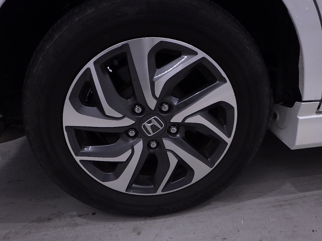 HONDA STEP WAGON 2016