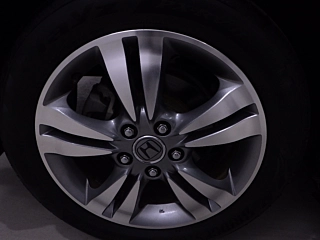 HONDA STREAM 2013