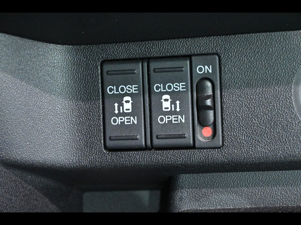 HONDA STEP WAGON 2015