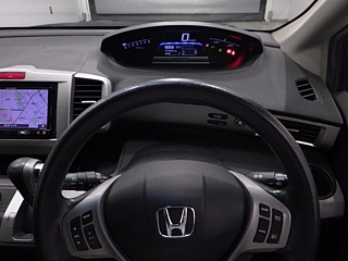 HONDA FREED 2015