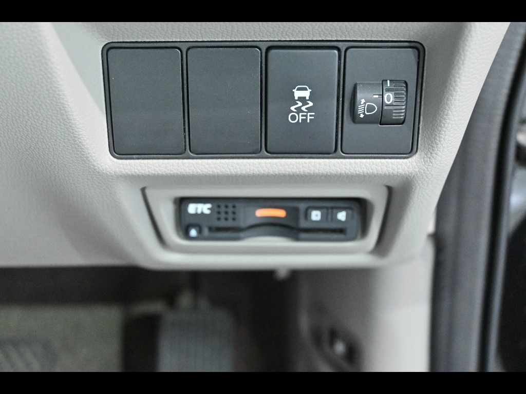 HONDA STEP WAGON 2015