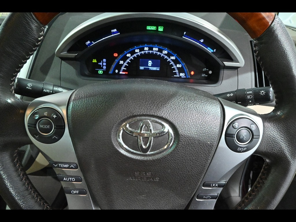 TOYOTA SAI 2013
