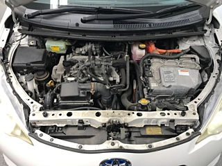 TOYOTA AQUA 2012