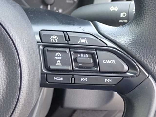 TOYOTA YARIS 2024