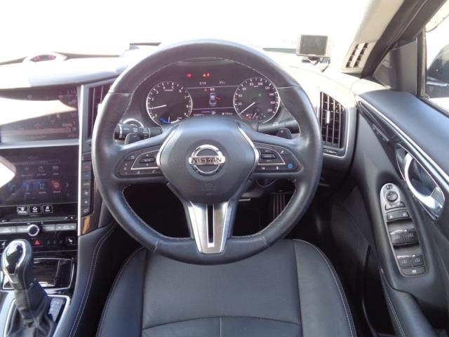 NISSAN SKYLINE 2020