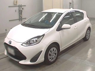 Заказать TOYOTA AQUA