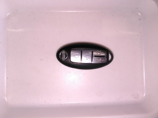 NISSAN SERENA 2015