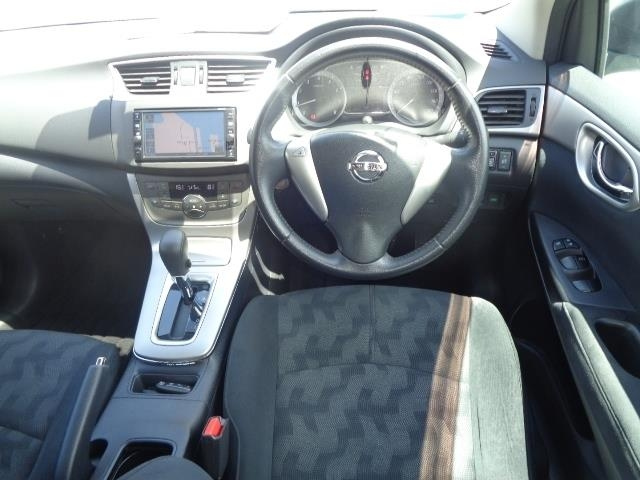NISSAN SYLPHY 2017