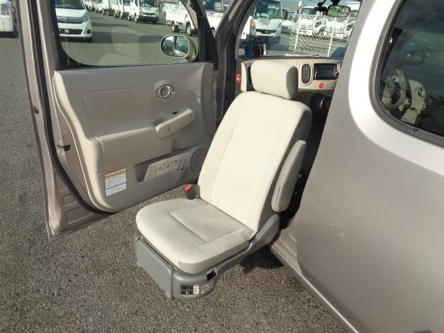 NISSAN CUBE 2017