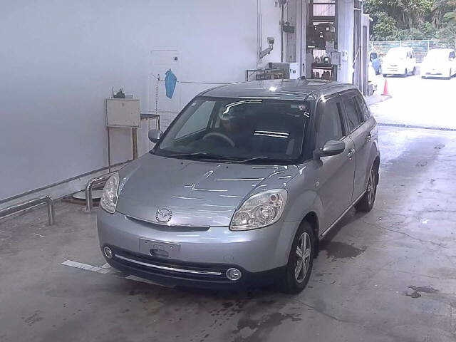 MAZDA VERISA 2012