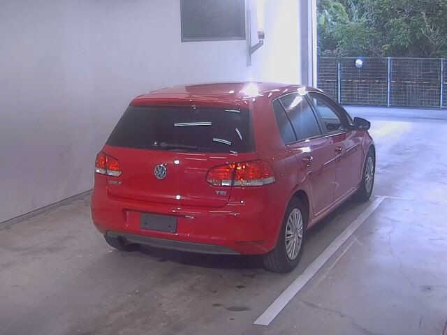 VOLKSWAGEN GOLF 2011