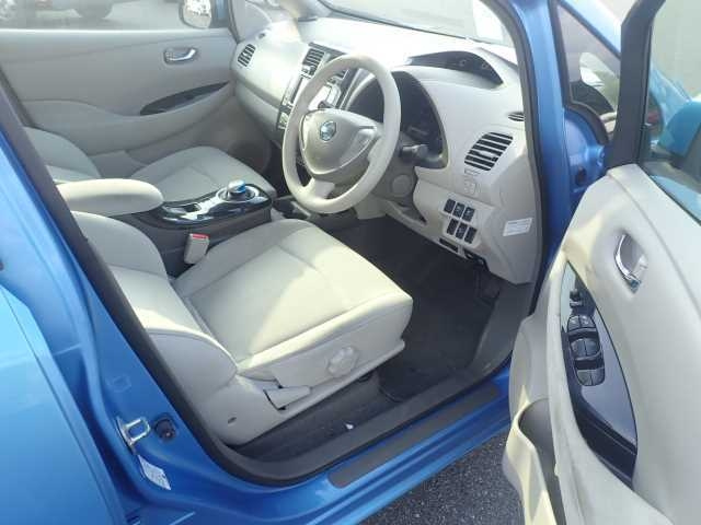 NISSAN LEAF 2012