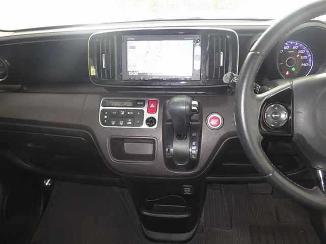 DAIHATSU MOVE 2013