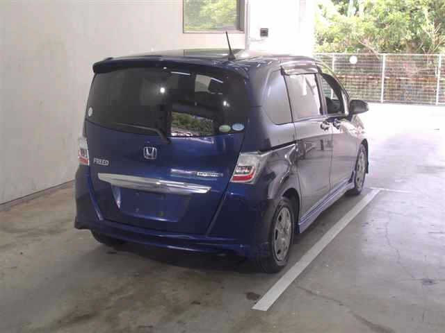 HONDA FREED 2014
