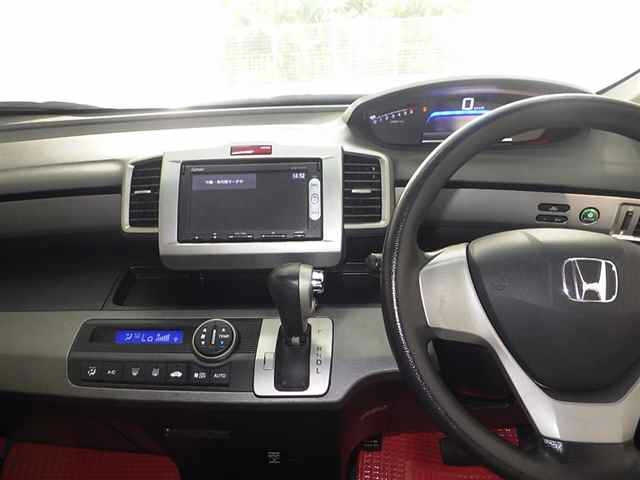 HONDA FREED 2014