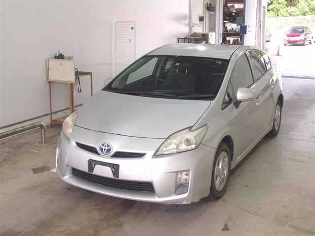 TOYOTA PRIUS 2010